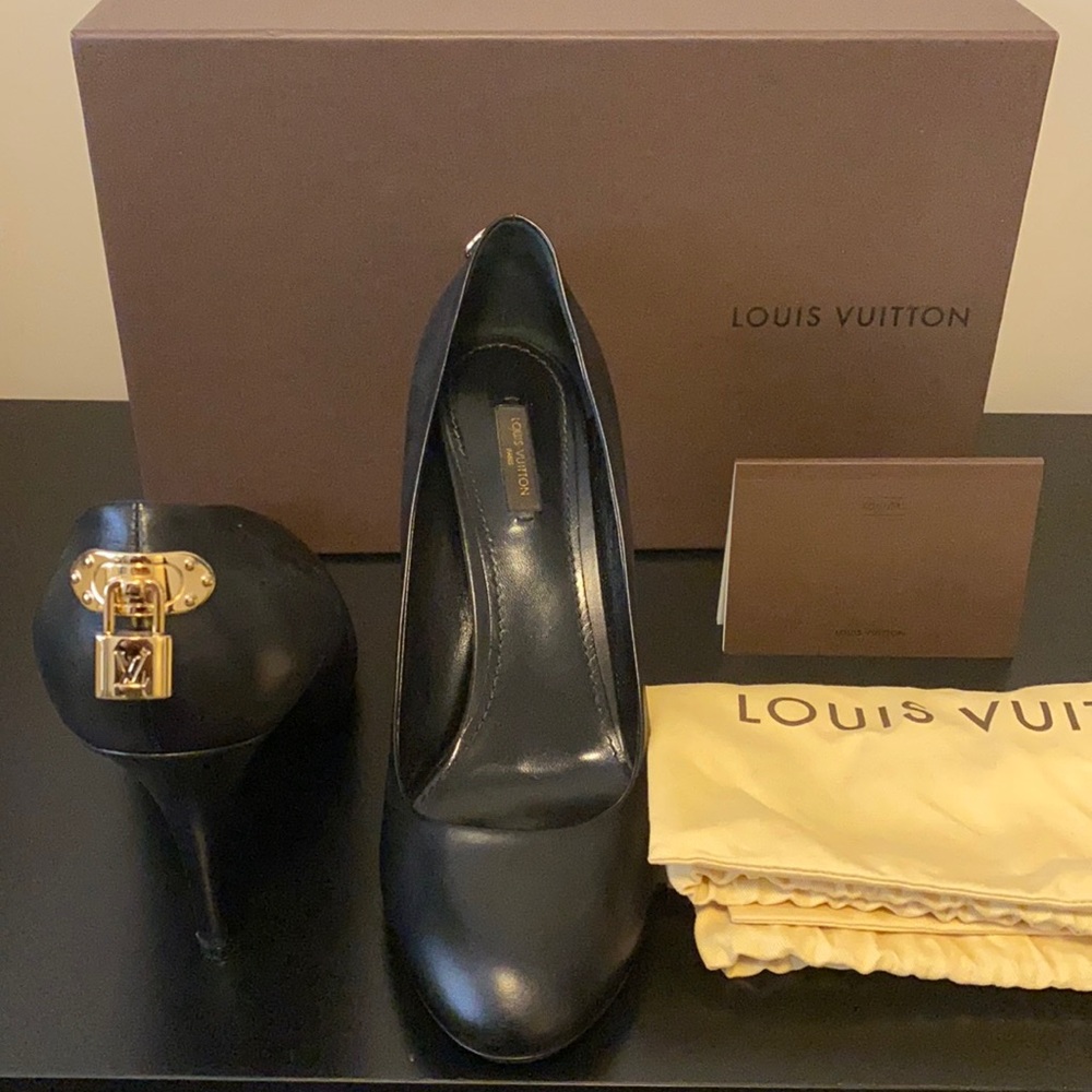 Louis Vuitton Black Leather Oh Really! Heels